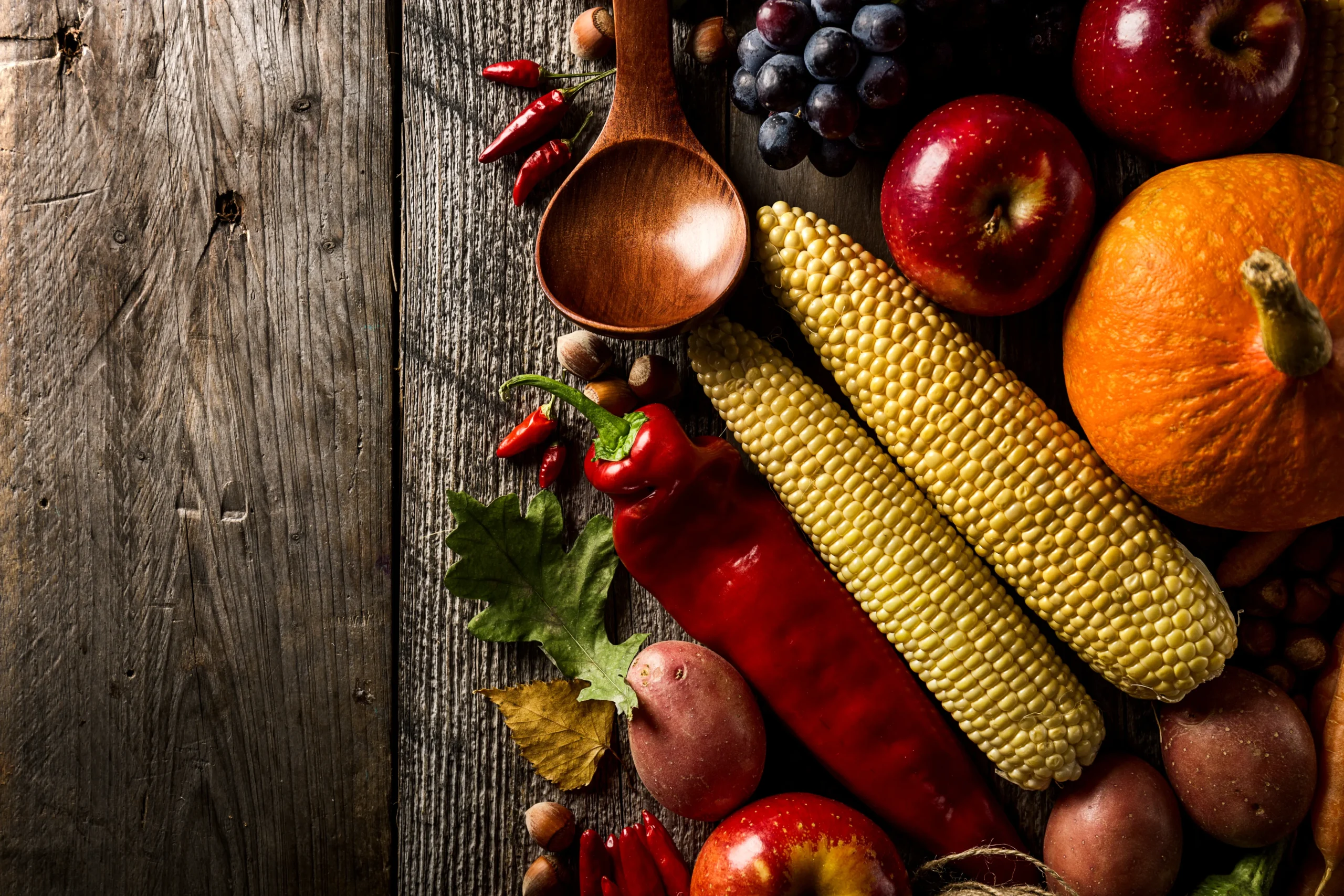 Seasonal Sensations: Experimenting with Seasonal Ingredients for Fresh Flavors