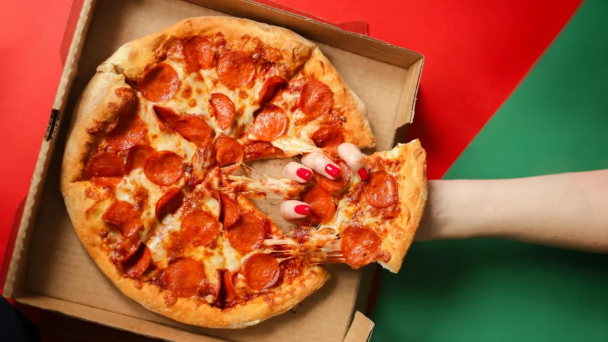 Taste Testing Trends: Experimenting with Popular Food Fads